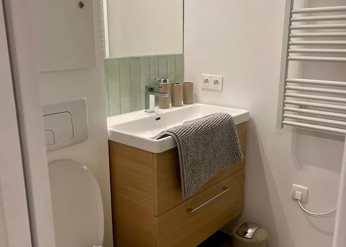 Bright On Garden *
